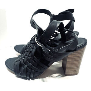 Madden Girl Black Strappy Sandals sz 8 faux leather block heels Ransley